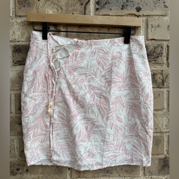 HELLO MOLLY It's Island Time Mini Skirt Pink NWT Size M - Picture 6 of 10